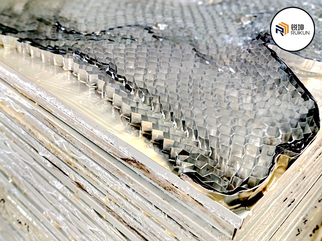 003 鋁蜂窩板s.jpg